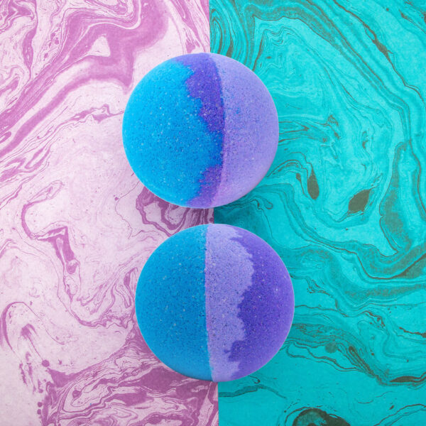 Arctic Chill Bath Bomb - Image 2