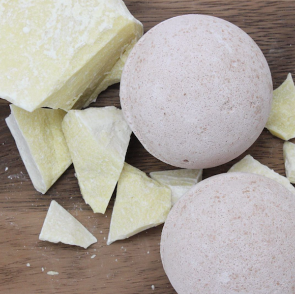Butterbomb Bath Bomb - Image 2